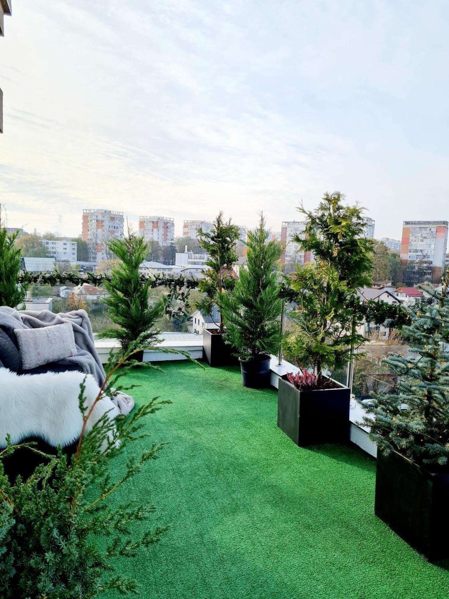 Appartamento Penthouse View Aeroport Iasi Esterno foto