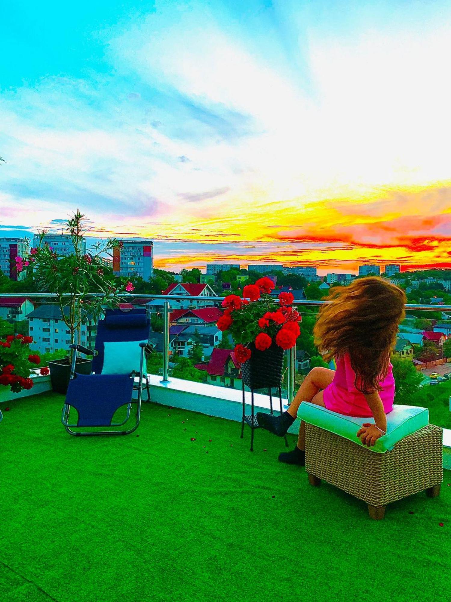 Appartamento Penthouse View Aeroport Iasi Esterno foto