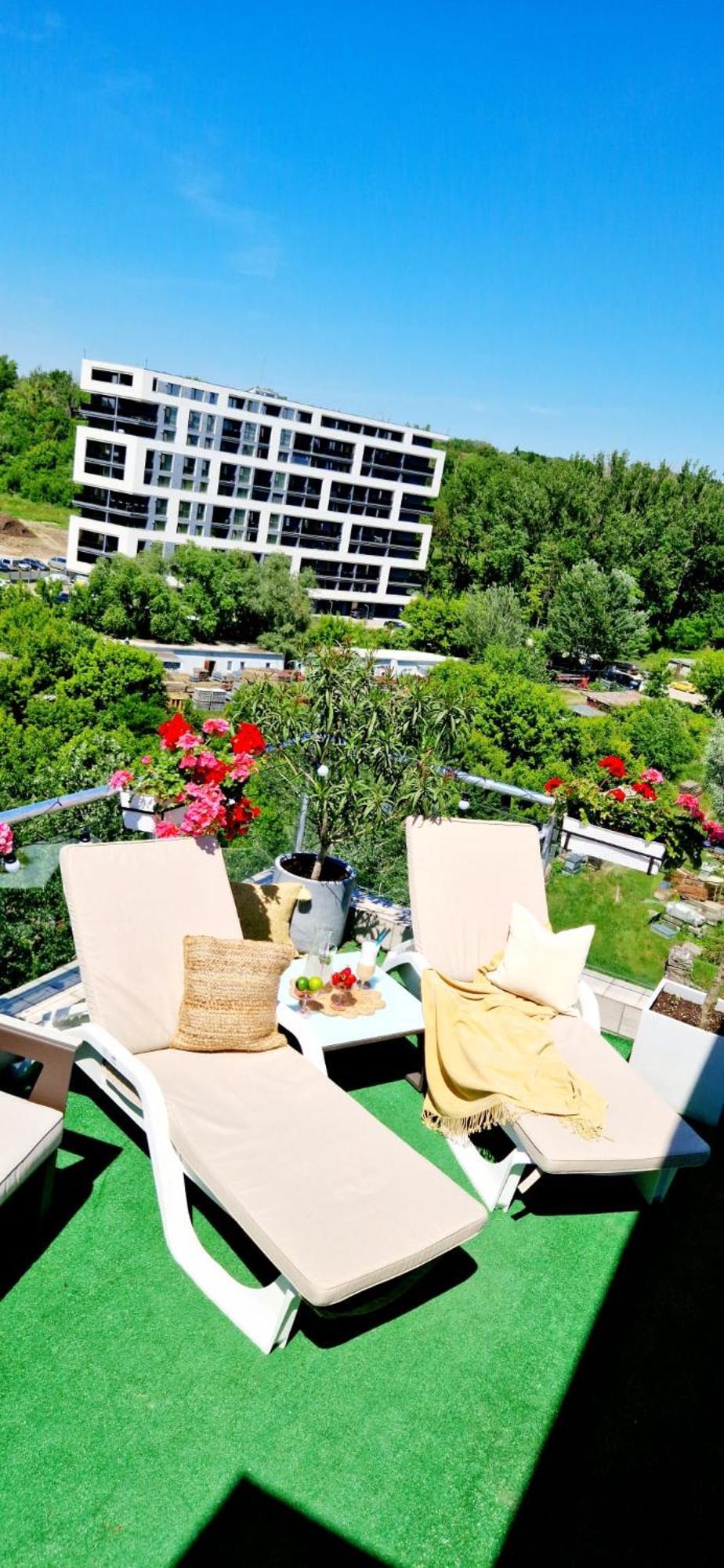Appartamento Penthouse View Aeroport Iasi Esterno foto